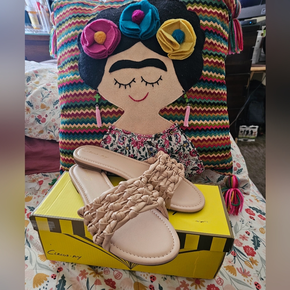 Circus By Sam Edelman NY "COWEN" Blonde Braided Slide Sandals